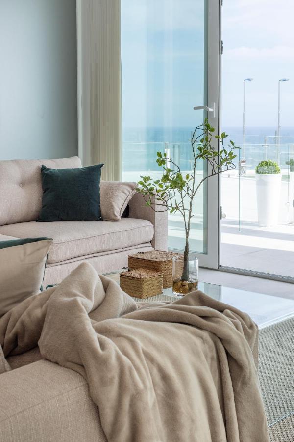 Apartamentos Martalia Nerja Торокс Екстериор снимка